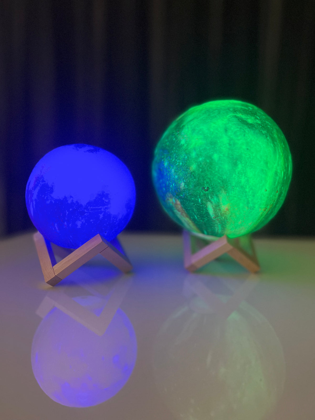 3D Galaxy Moon Lamp - 16 Colors