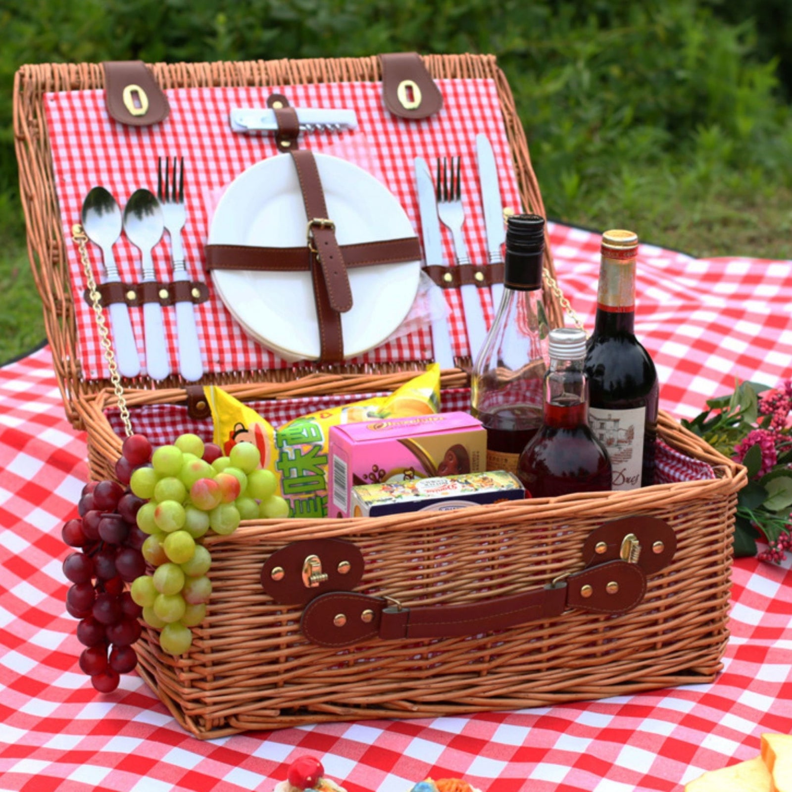 Large Wicker Picnic & Outdoor Basket Set - ESSENTIAL STOCKIST Large Wicker Basket & Set for 2 ESSENTIAL STOCKIST